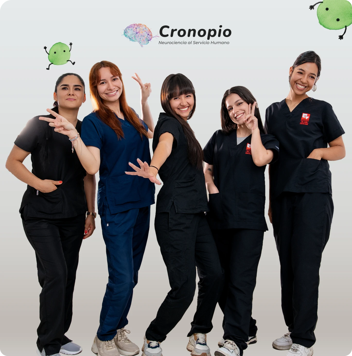 Equipo profesional de psicólogas de Cronopio Neuro sonriendo, especialistas en terapia basada en evidencia